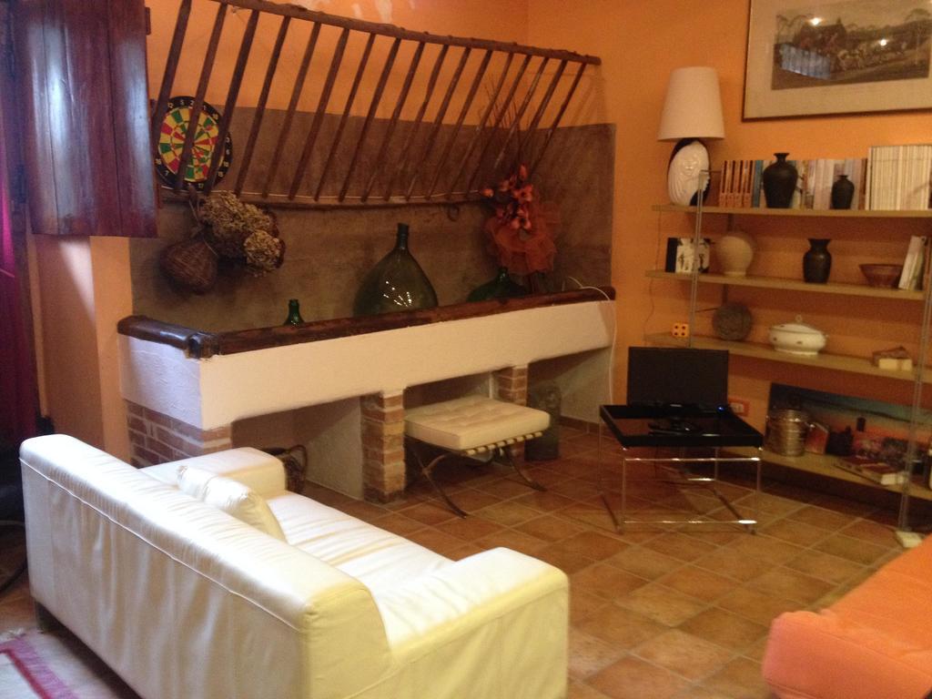 Alloggio Turistico La Stalla Tuscania Eksteriør bilde